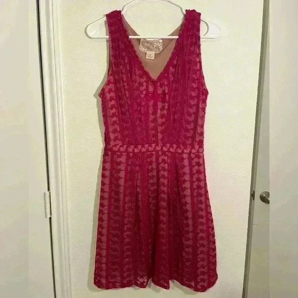 Anthropologie Nick & Mo Embroidered Floral Fit to Flare Mini Dress Size Medium - Picture 1 of 8